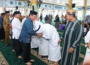 Bupati Seruyan Sambut Kepulangan Jamaah Haji Seruyan, “Semoga Menjadi Haji Yang Mabrur”