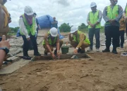 Bupati Seruyan Letakkan Batu Pertama Pembangunan Gedung Serba Guna di Kuala Pembuang
